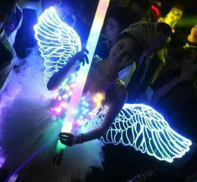 LED 翅膀 (LED Wings)