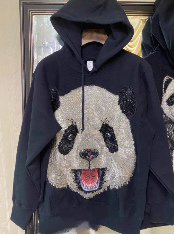 衣服(珠片/刺繡/棒球服/羽絨/皮草)