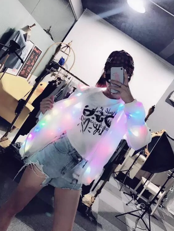 七彩LED連帽風衣