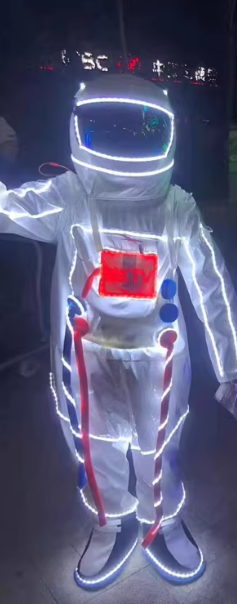 發光表演服